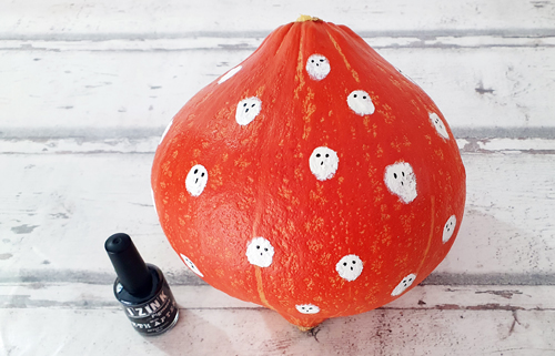 citrouille halloween peinture a decorer