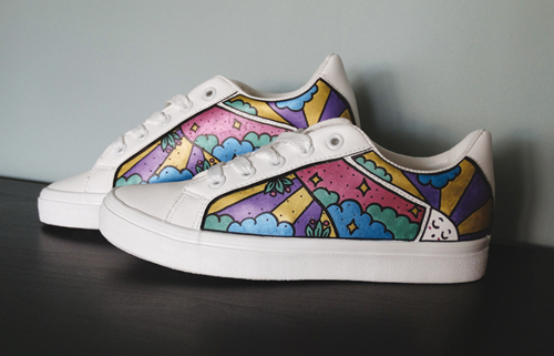 Peinture pour customiser les sneakers