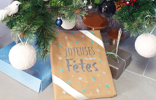 pochoir deco noel emballage papier cadeau kraft